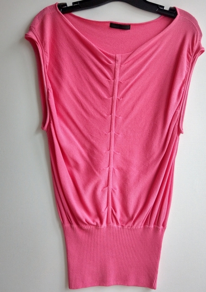 Guess collection sleeveless blouse, Size S - Picture 1 of 6